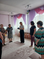 Тренинг: «Эффективное взаимодействие педагога с семьями воспитанников» Тренинг: «Эффективное взаимодействие педагога с семьями воспитанников».